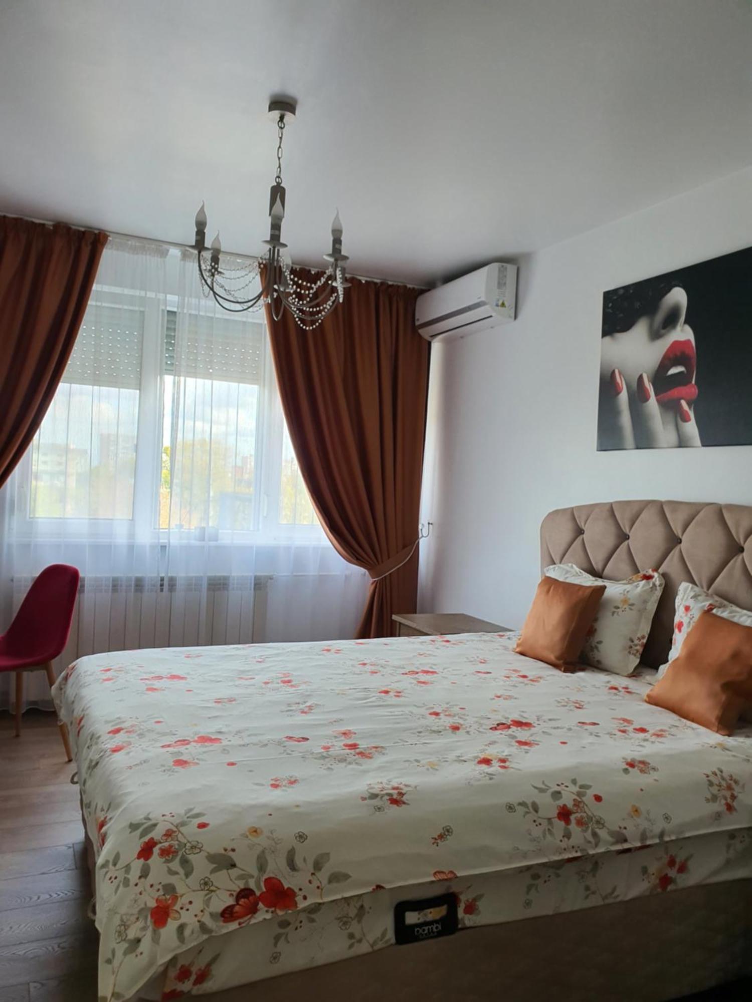 Chic Apartment- Place To Remember Galati  Exterior photo